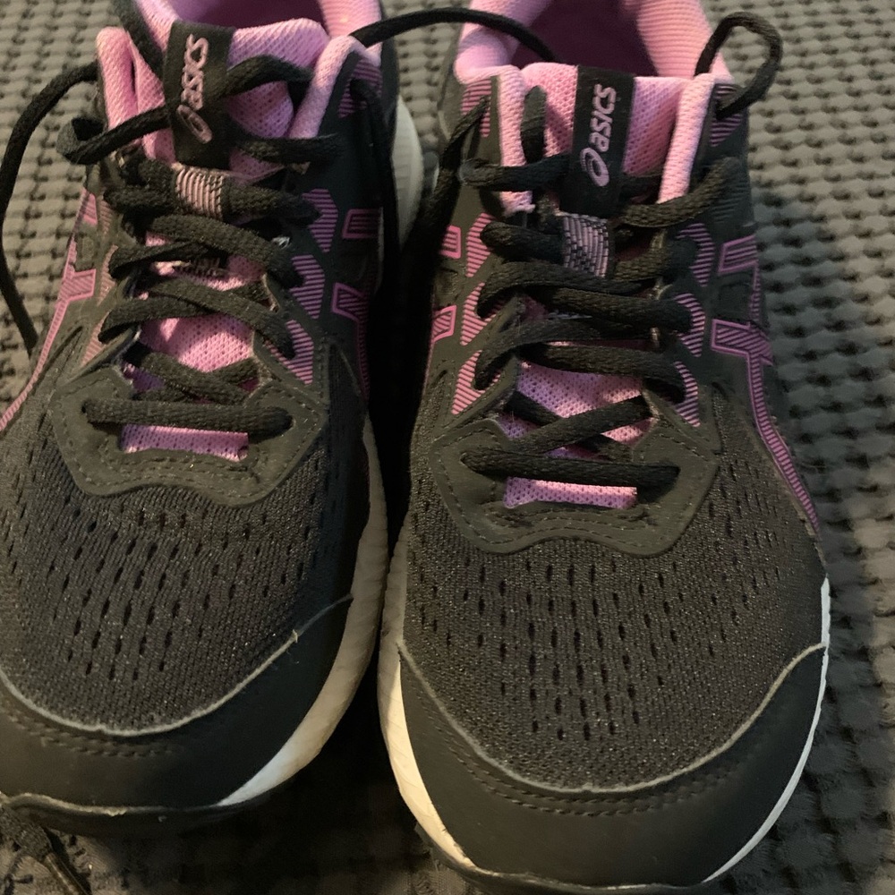 ASICS Women’s Black and Purple Running Shoes